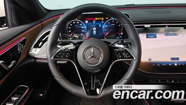 Mercedes-Benz E-Class 2025, фото 20