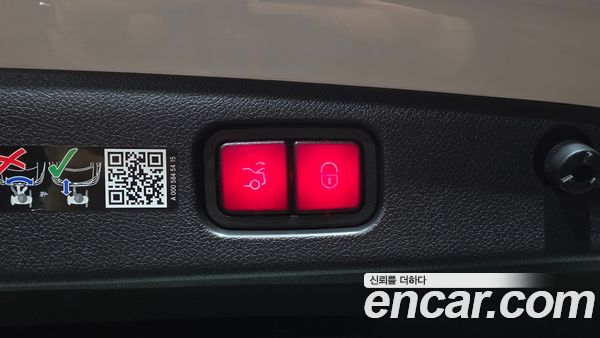 Mercedes-Benz E-Class 2025, фото 26