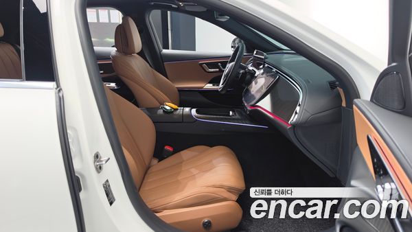 Mercedes-Benz E-Class 2025, фото 16