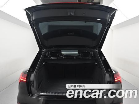 Audi Q8 e-tron 2024, фото 20