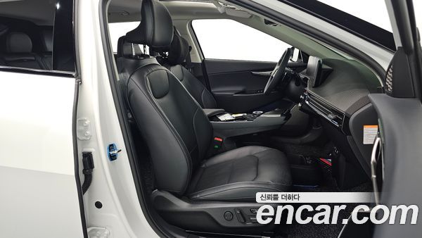 Kia EV6 2025, фото 13