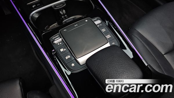 Mercedes-Benz GLB 2022, фото 31