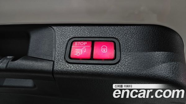Mercedes-Benz GLB 2022, фото 34