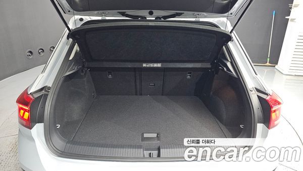 Volkswagen T-Roc 2021, фото 26