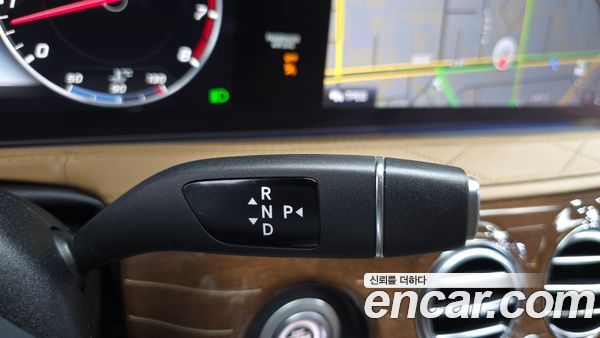 Mercedes-Benz S-Class 2020, фото 9