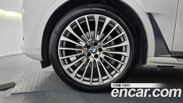 BMW X7 2022, фото 5