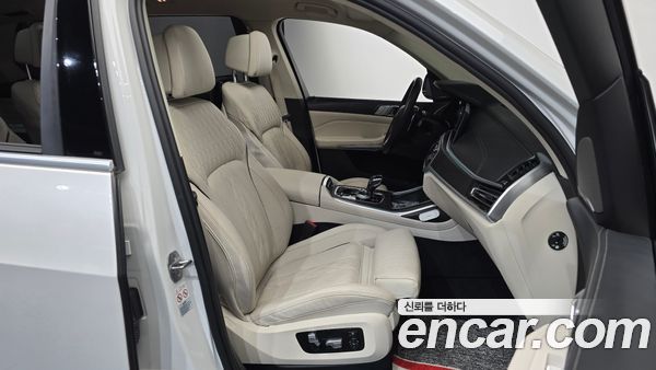 BMW X7 2022, фото 16
