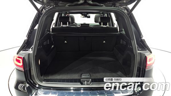 Mercedes-Benz GLB 2020, фото 32