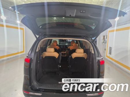 Kia Carnival 2021, фото 5