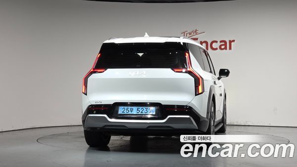 Kia EV9 2024, фото 3