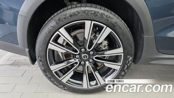 Volvo V60 2022, фото 5