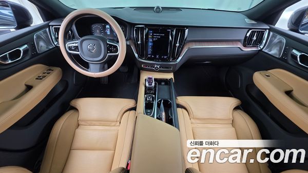 Volvo V60 2022, фото 10