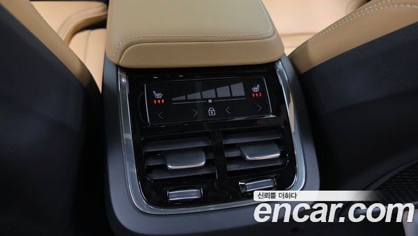 Volvo V60 2022, фото 24