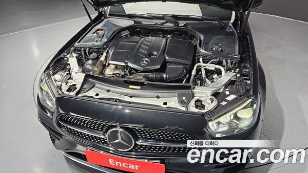 Mercedes-Benz E-Class 2021, фото 6