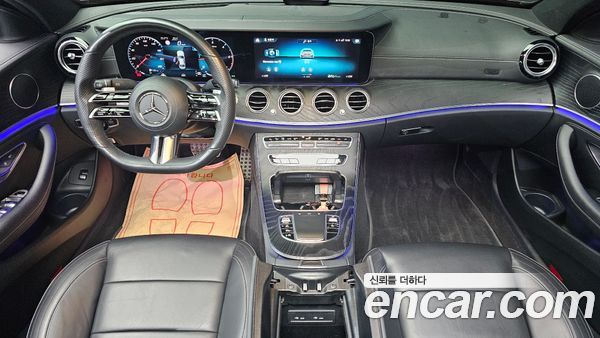 Mercedes-Benz E-Class 2021, фото 10
