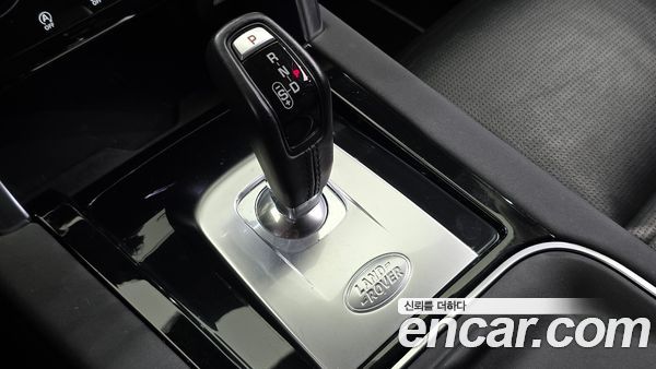Land Rover Discovery Sport 2020, фото 12