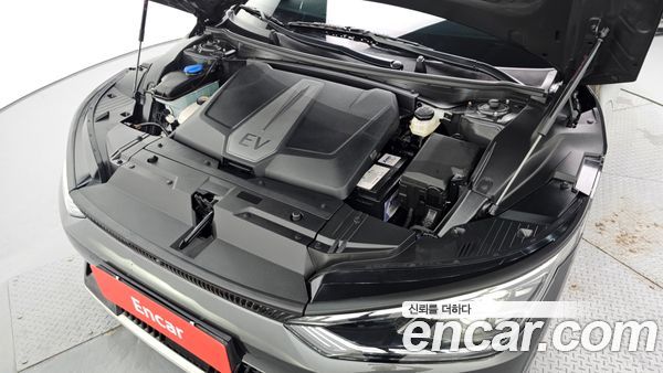 Kia EV6 2022, фото 6