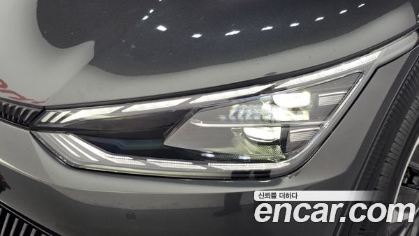 Kia EV6 2022, фото 8