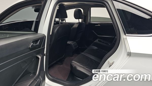 Volkswagen Jetta 2024, фото 15