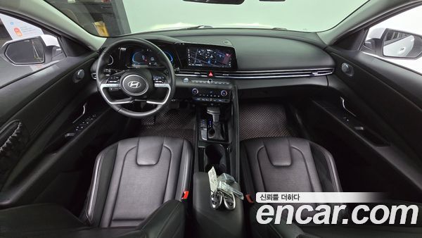 Hyundai Elantra 2024, фото 7