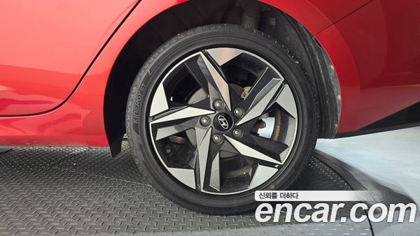 Hyundai Elantra 2021, фото 7