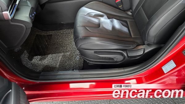 Hyundai Elantra 2021, фото 27