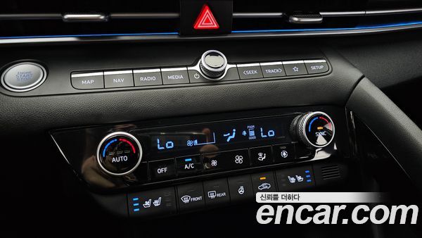 Hyundai Elantra 2022, фото 29