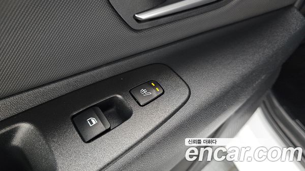 Hyundai Elantra 2022, фото 32