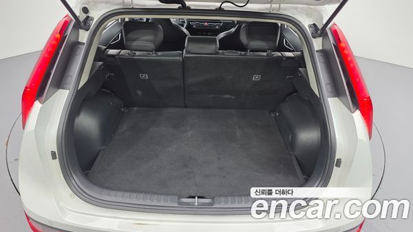 Kia Niro 2023, фото 20