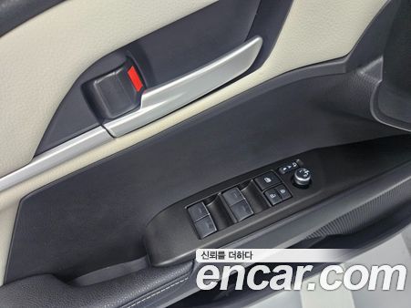 Toyota Camry 2025, фото 12