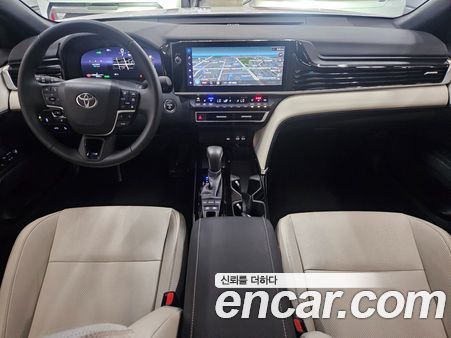 Toyota Camry 2025, фото 14
