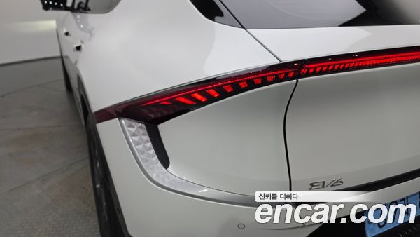 Kia EV6 2024, фото 8