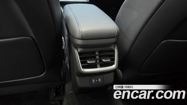 Hyundai Grandeur 2023, фото 31