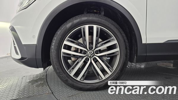 Volkswagen Tiguan 2023, фото 5