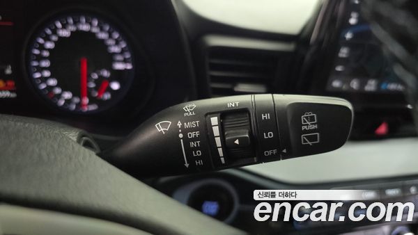 Hyundai Veloster 2022, фото 26