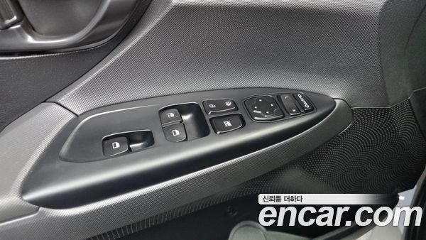 Hyundai Veloster 2022, фото 27