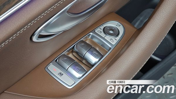 Mercedes-Benz E-Class 2023, фото 29