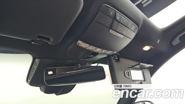 Mercedes-Benz E-Class 2023, фото 32