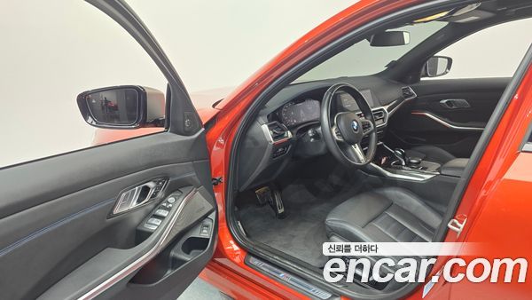 BMW 3 Series 2022, фото 10