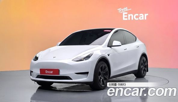 Tesla Model Y 2023, фото 32