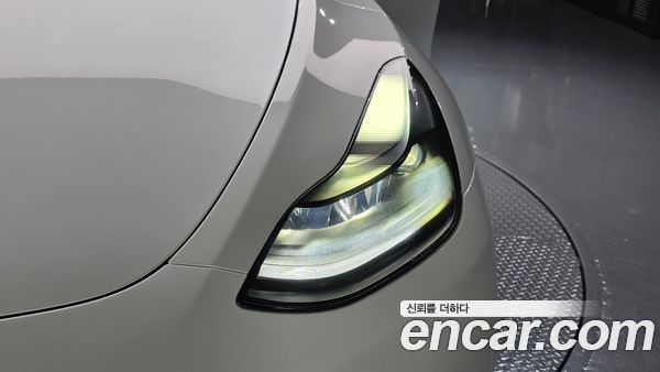 Tesla Model Y 2023, фото 7