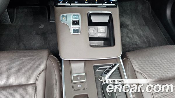 Hyundai Grandeur 2023, фото 9