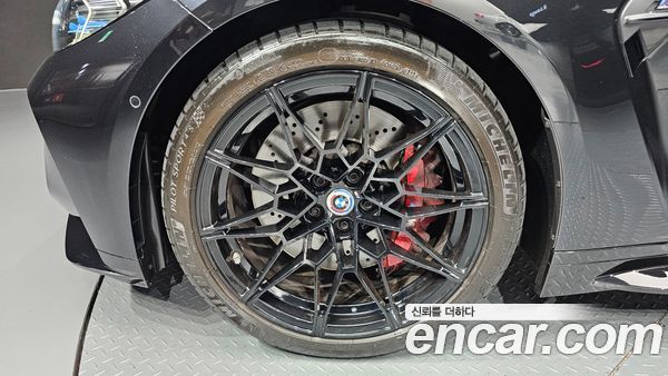 BMW M4 2024, фото 4