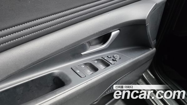 Hyundai Elantra 2023, фото 14