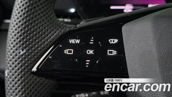 Audi Q6 e-tron 2025, фото 24