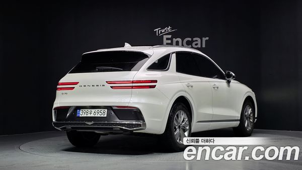 Genesis GV70 2025, фото 2