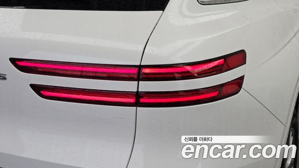 Genesis GV70 2025, фото 9