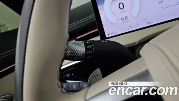 Genesis GV70 2025, фото 30