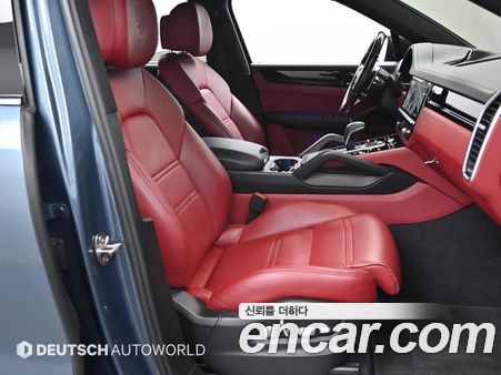 Porsche Cayenne 2020, фото 10