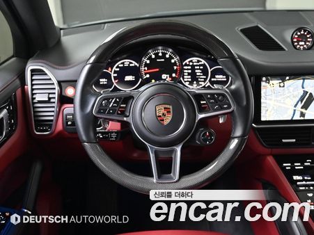 Porsche Cayenne 2020, фото 13